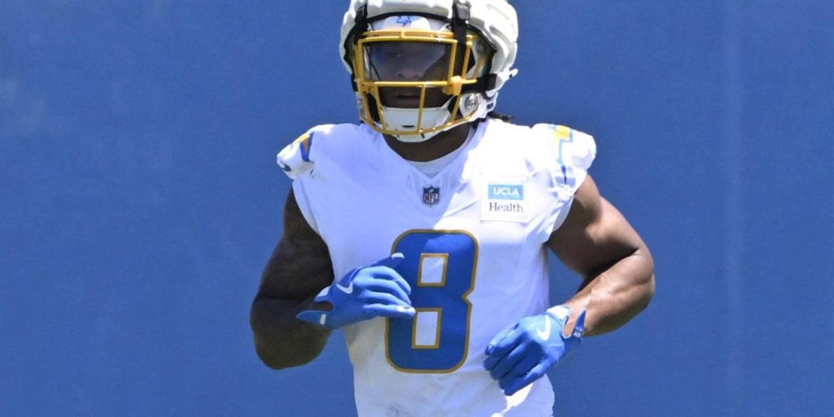 NFL Gamers Vote Derius Davis as All-Skilled Punt Returner for 2023 Period