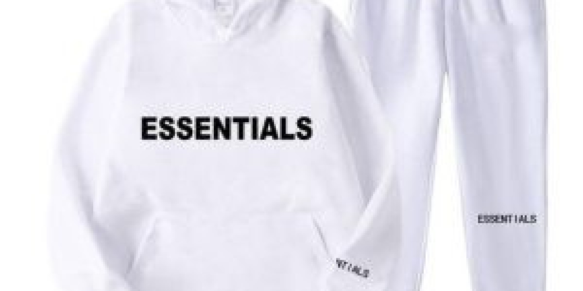 Oversized Essentials Hoodie – Perfect Blend of Comfort and Style