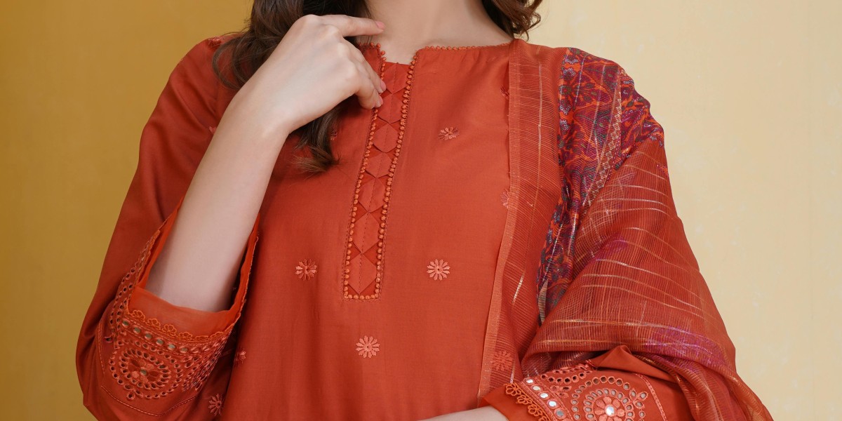 The Secret to a Perfect Bridal Look: Zarif Wedding Collection