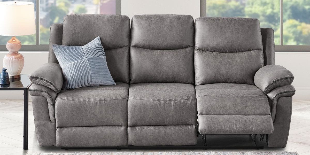 Why Moms in Illinois Are Choosing Recliners Over Traditional Sofas
