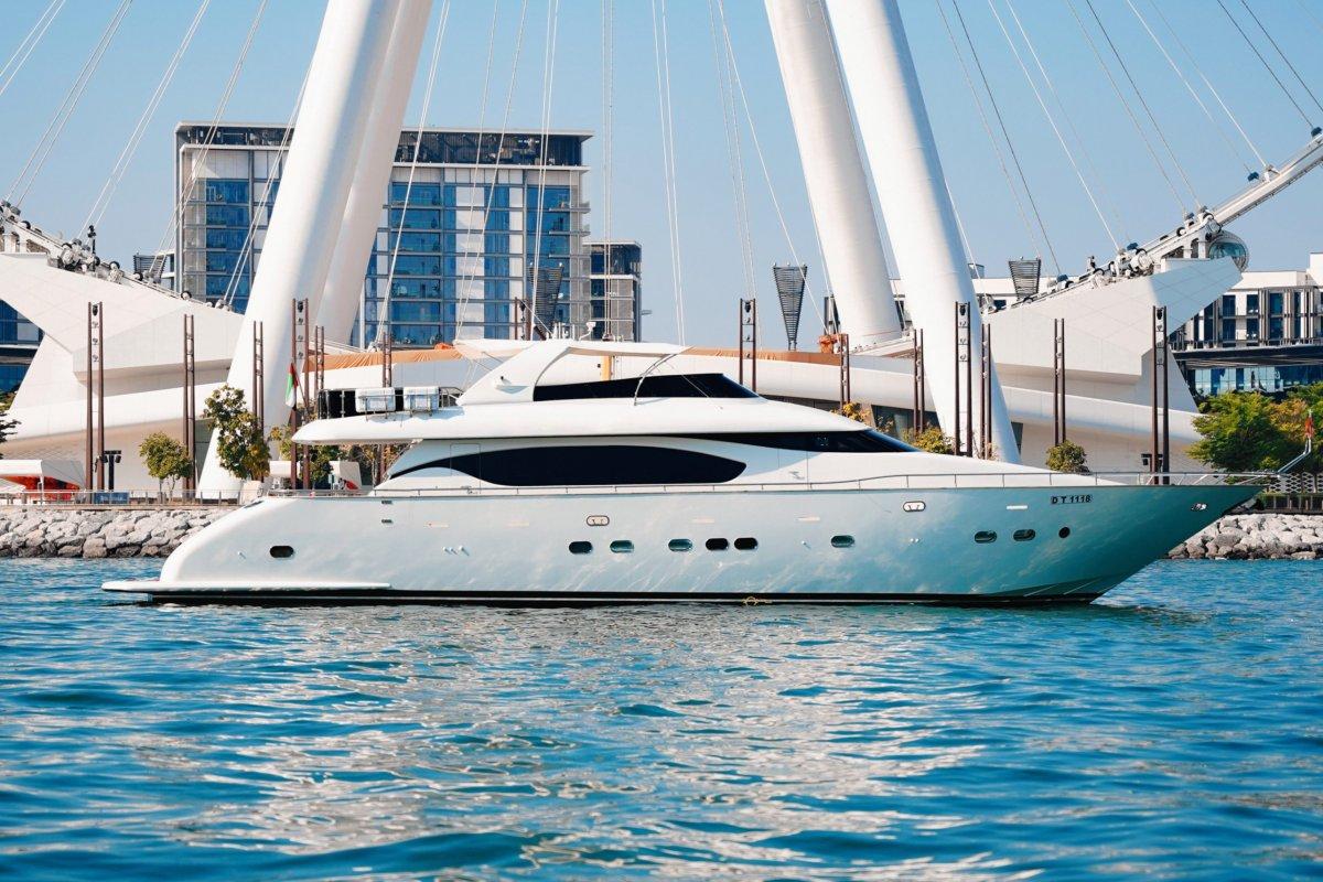 Luxury Dubai Yacht Tour Experiences Worth the Price in Dubai