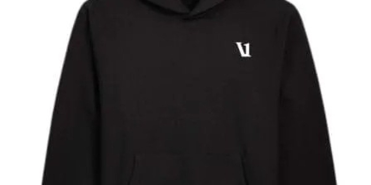 Make Comfort Look Stylish – Buy Vuori Shirts Today