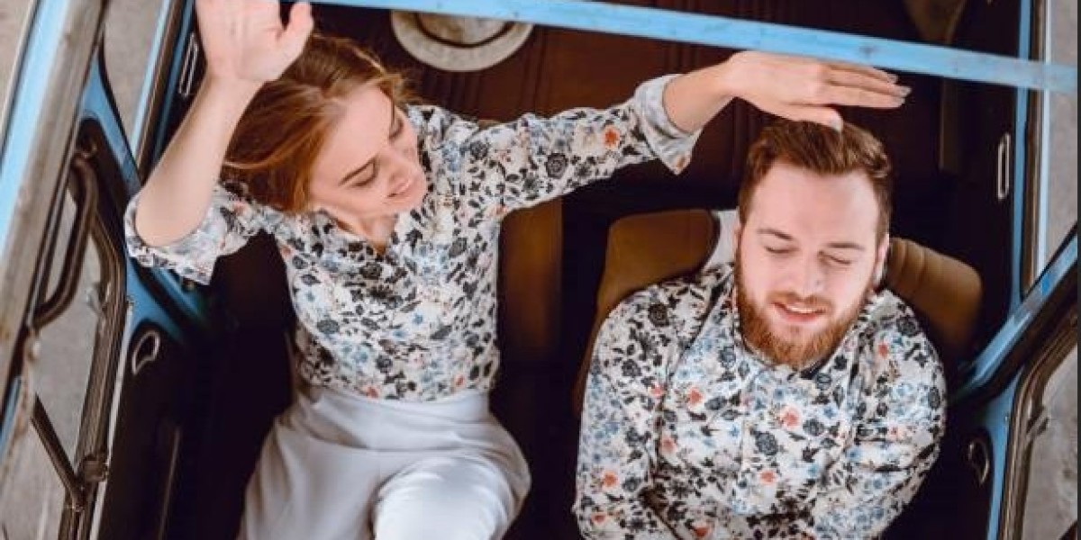 Unisex Clothing Fit Tips: How to Pick the Right Size When You Share a Closet