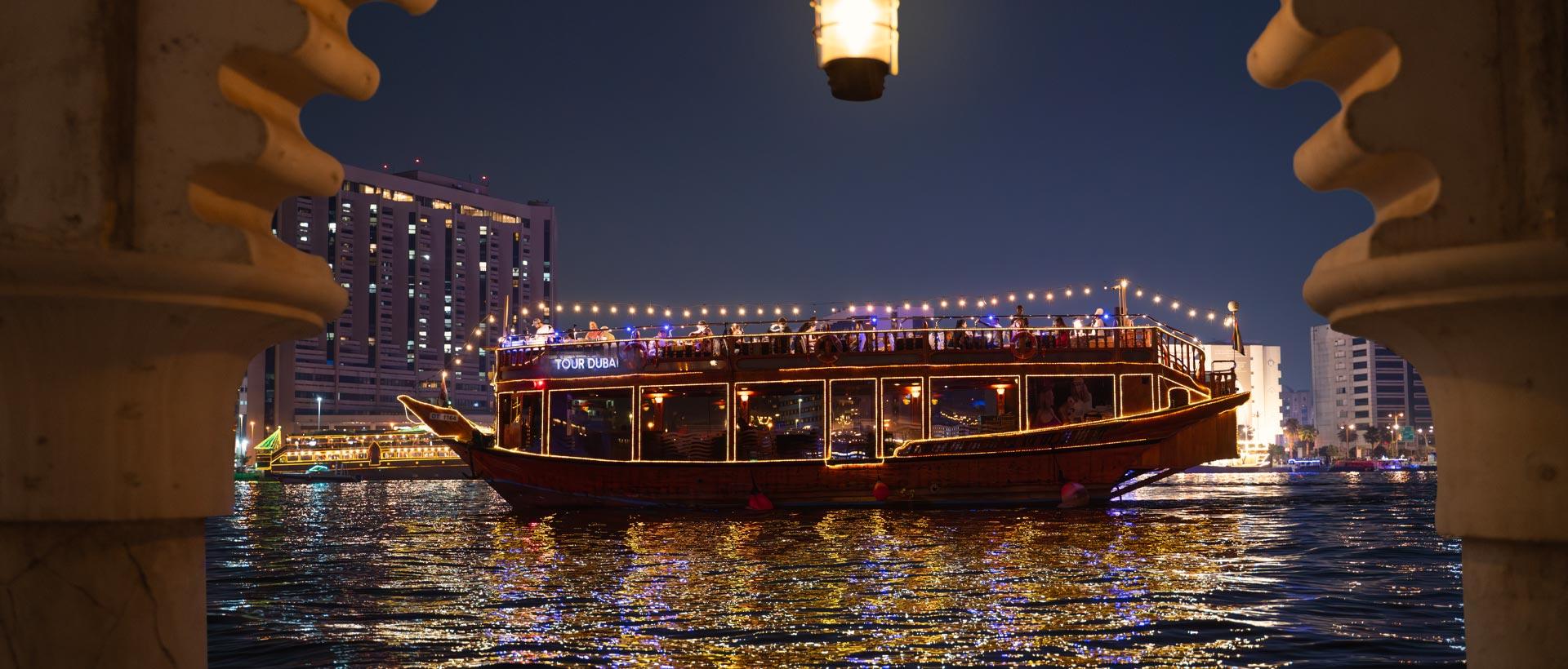 Why buffet dinner cruises are popular in Dubai