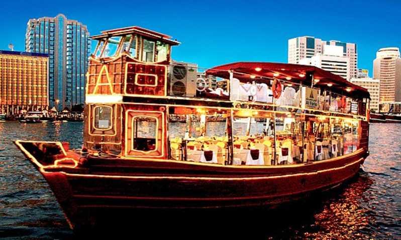 Dubai Sightseeing Boat for Families with Kids in Dubai