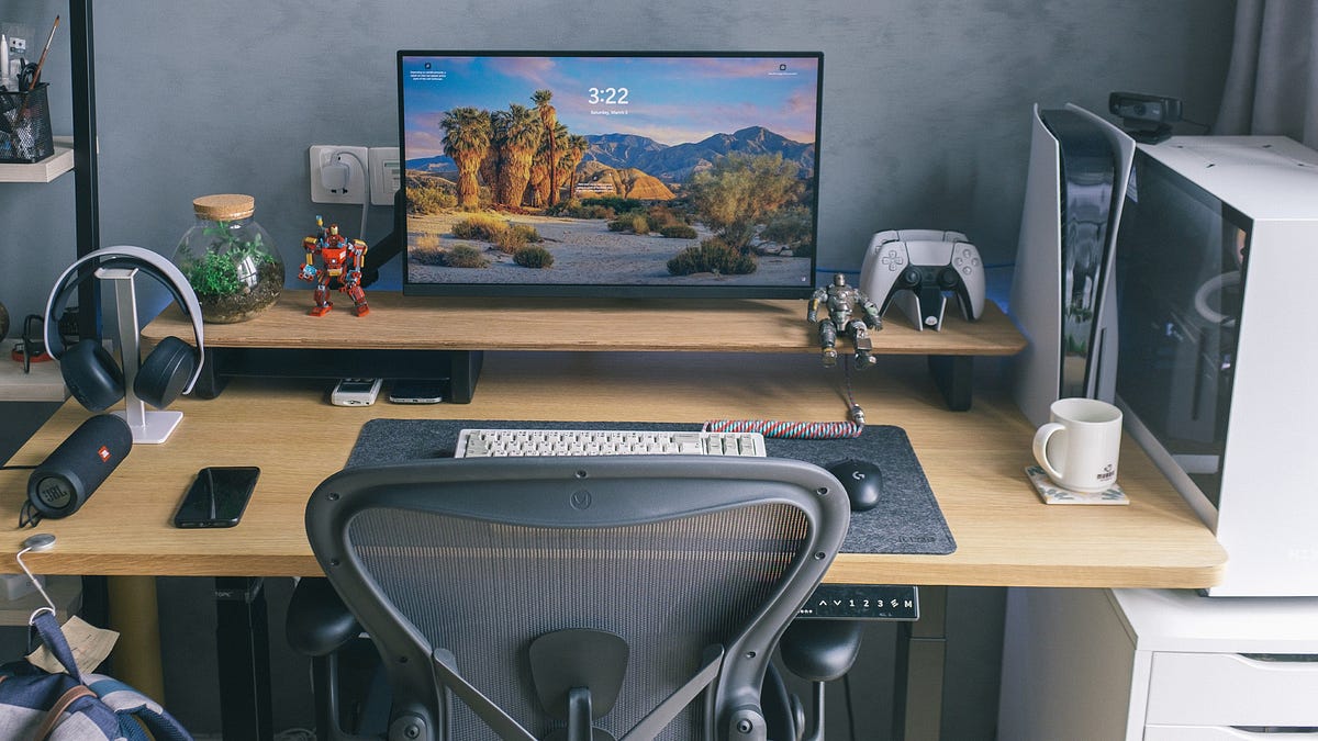 Home Office Desk Ideas for Hobart, Indiana Apartments
