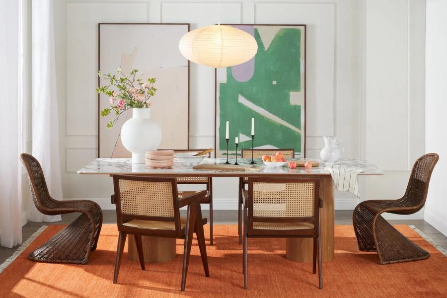 Dining Room Furniture Materials Compared for Daily Use in Hammond, Indiana
